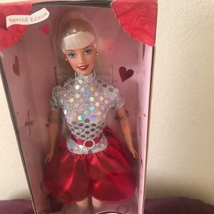Barbie valentine doll 1999